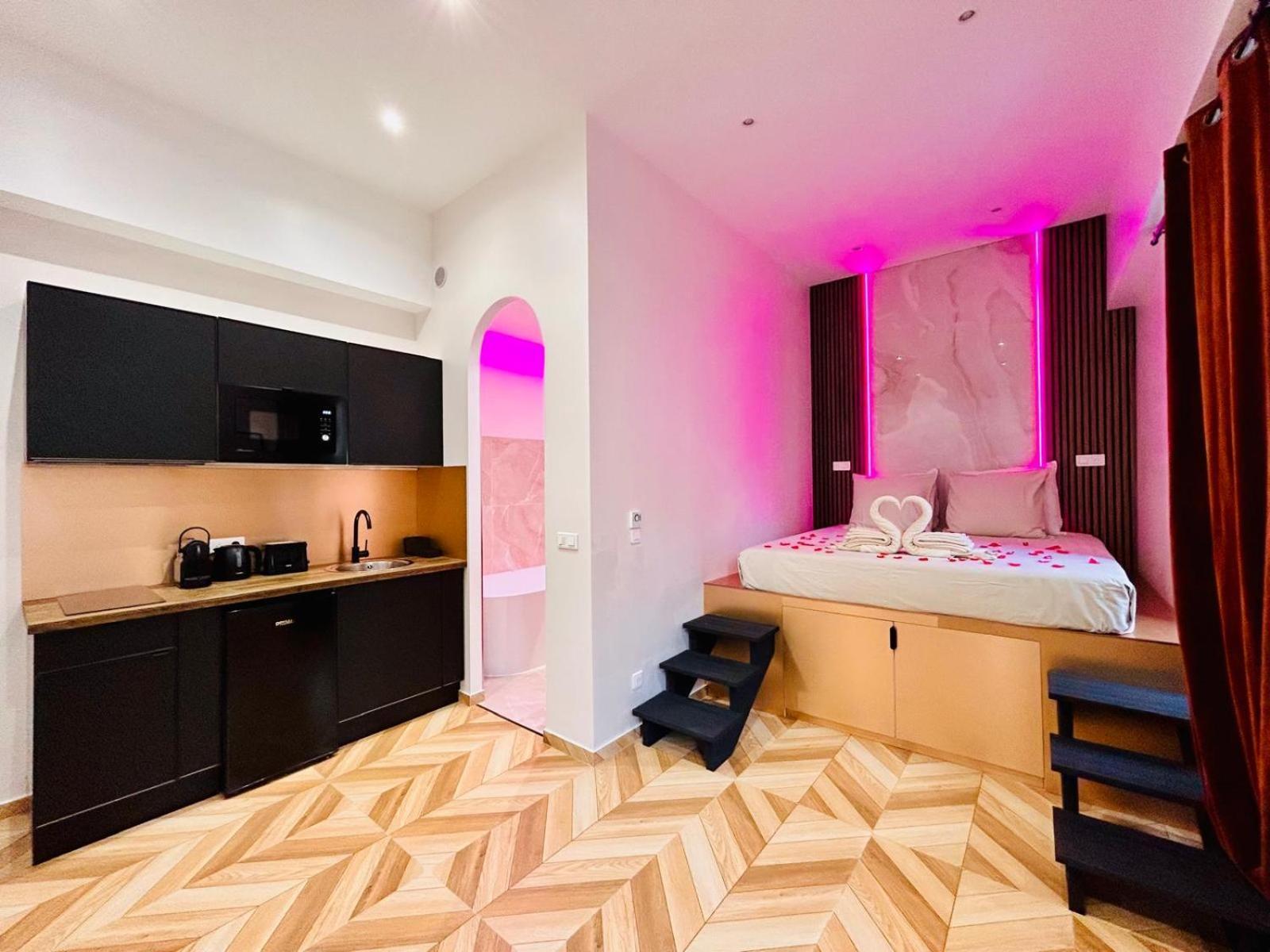 Intimate Escape - Seaside - Spa Bath - Wifi - Ac Nizza Exterior foto